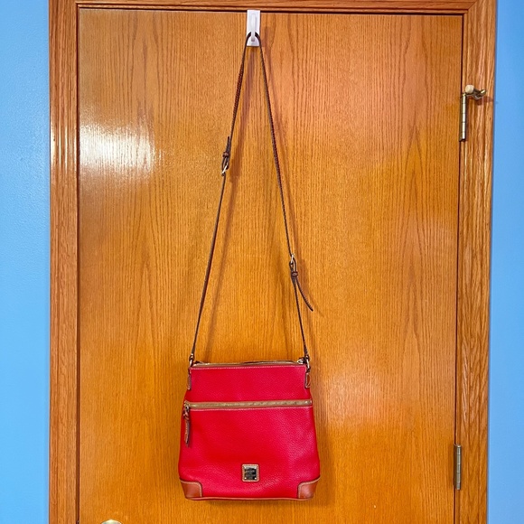Dooney and Bourke Crossbody, red leather - Picture 7 of 13
